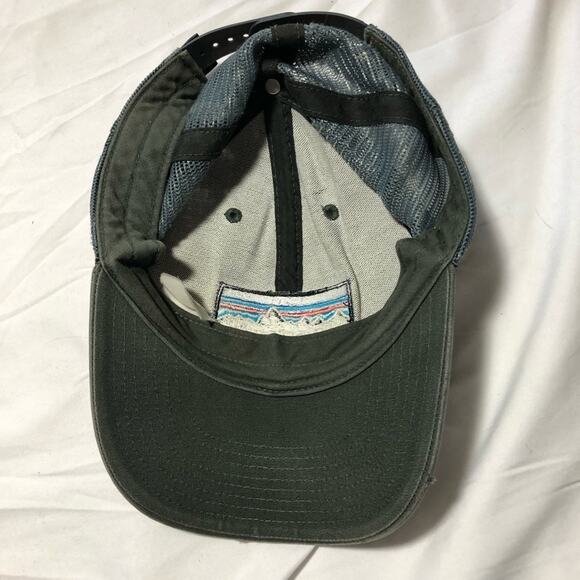 Patagonia snapback mesh trucker cap embroidered logo distressed - Picture 9 of 9